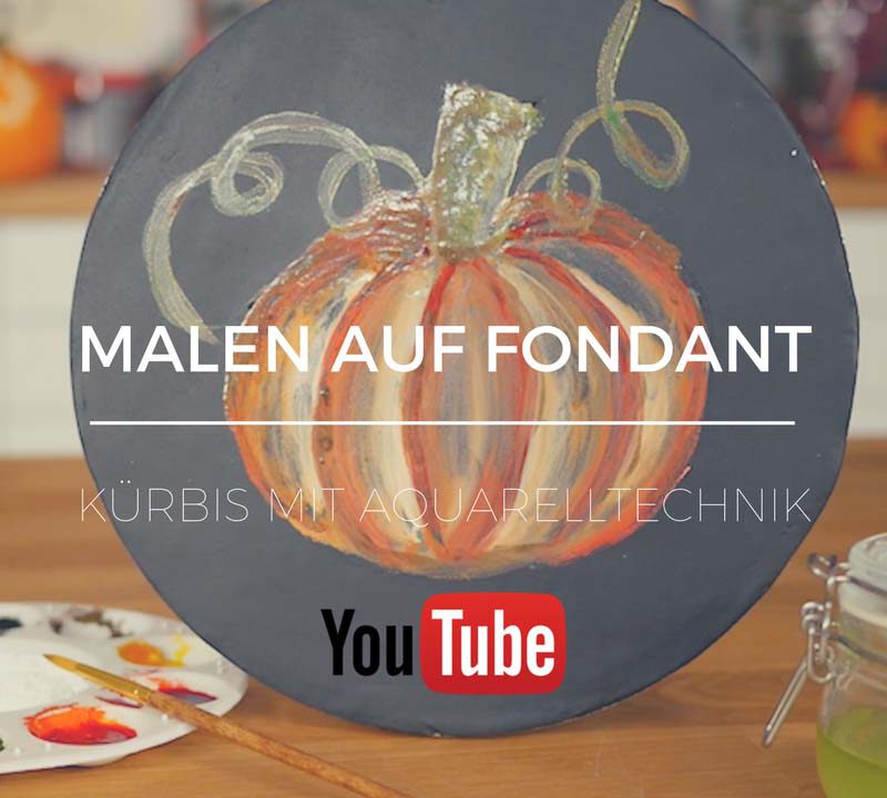 Malen auf Fondant - Kürbis mit Aquarelltechnik auf schwarzem Fondant gemalt